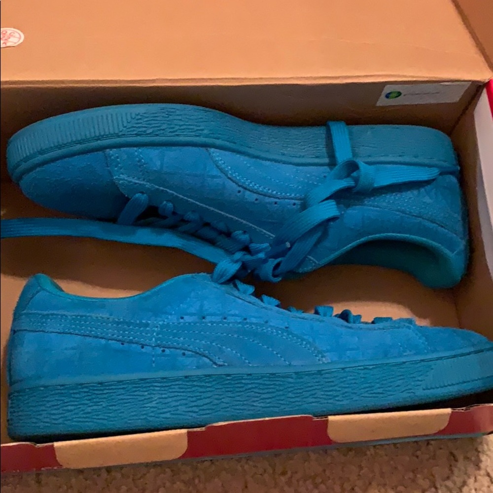 pumas! - Picture 3 of 3